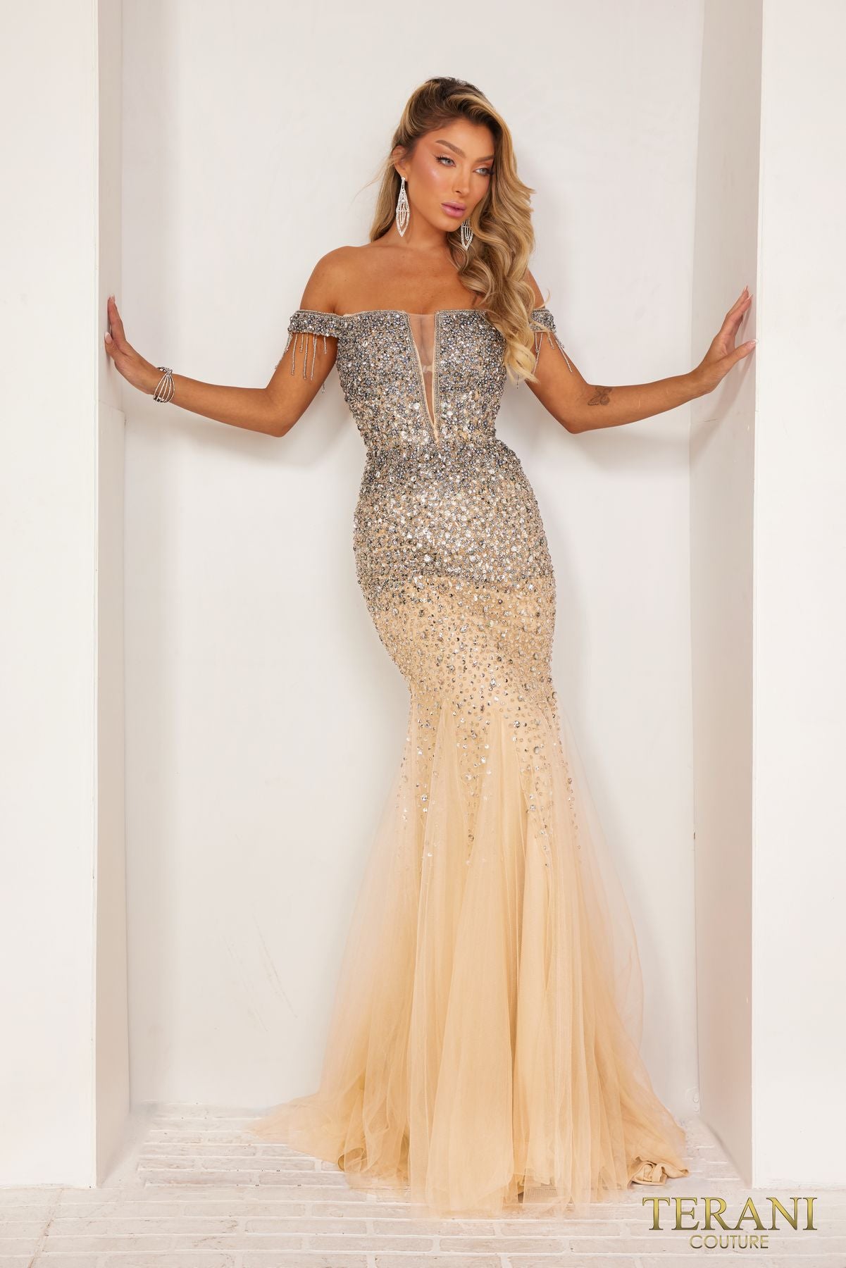 gold homecoming dresses bodycon