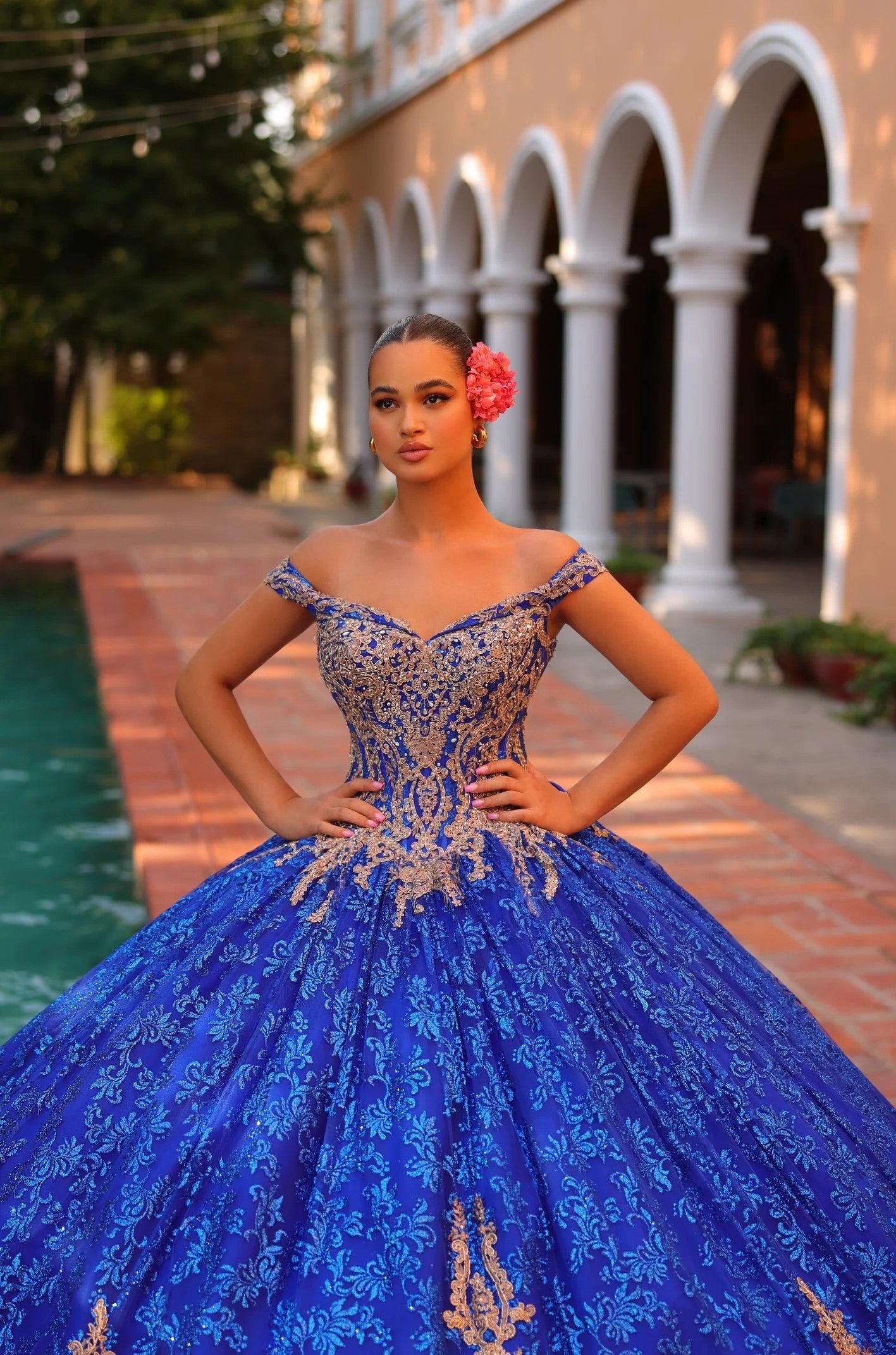 Quinceniera Dresses Quinceanera Dress Long Detachable Hooded Cape Glitter Ball Gown Royal Blue/Gold