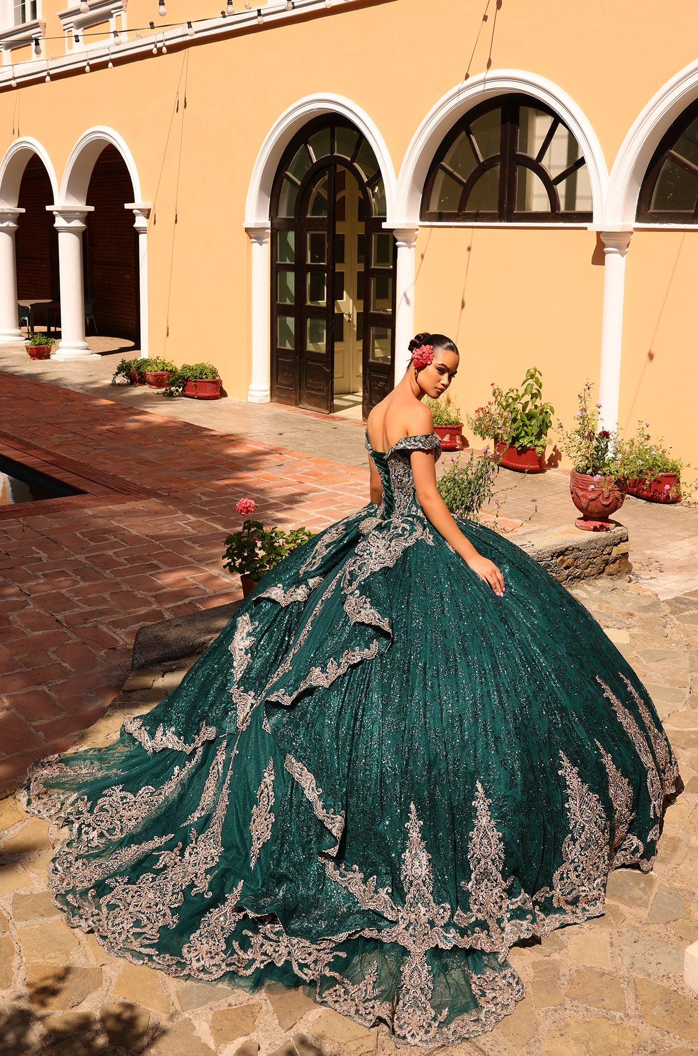 Quinceniera Dresses Quinceanera Dress Long Detachable Hooded Cape Glitter Ball Gown Emerald/Gold