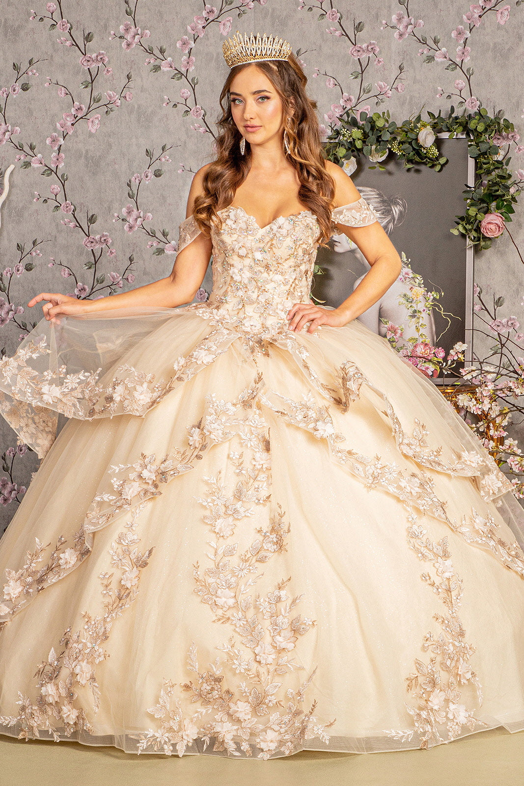 Quinceniera Dresses Jewel Sequin Quinceanera Ball Gown Champagne