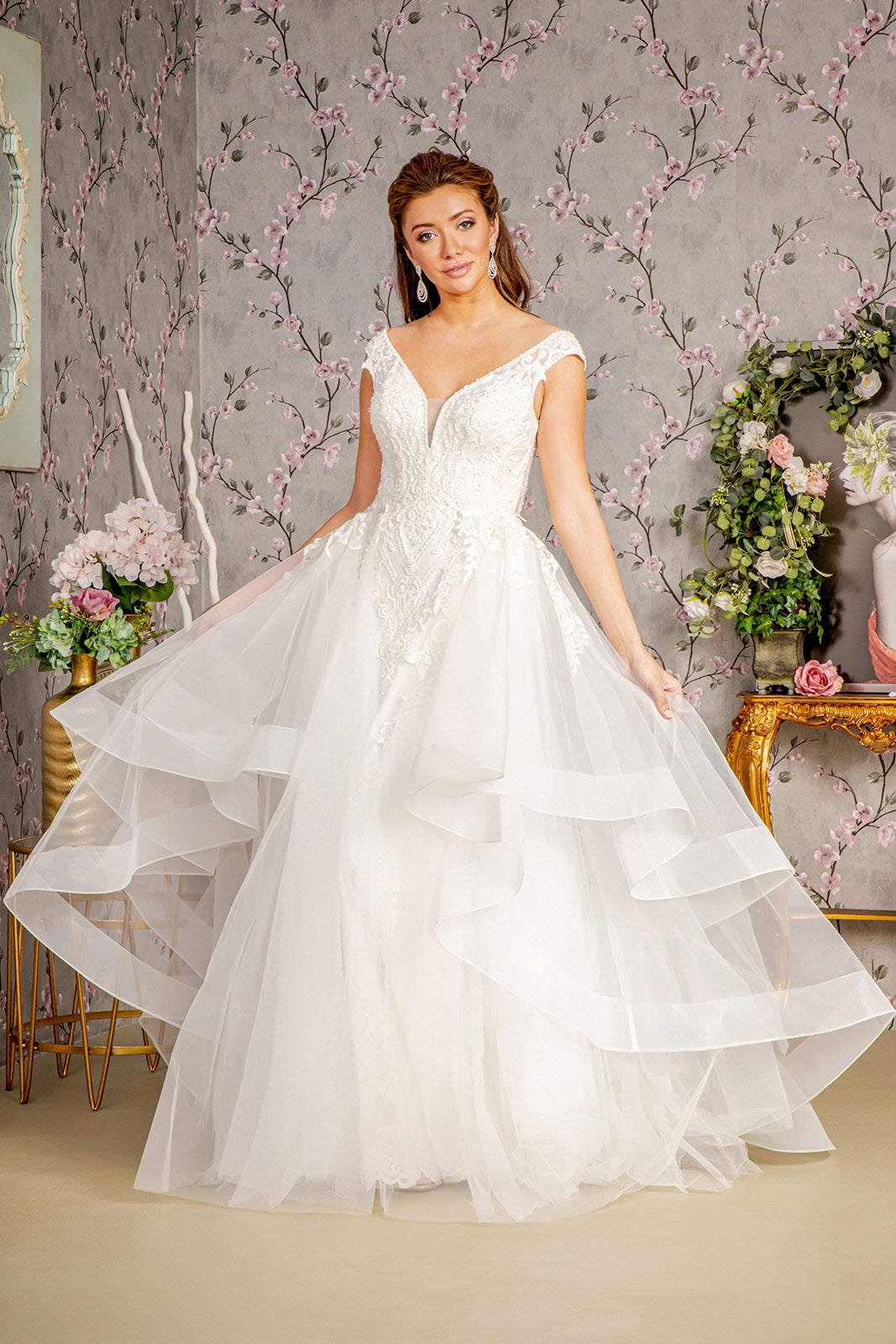 Wedding Dresses  Detachable Waist Layered Drape Mermaid Wedding Gown Ivory