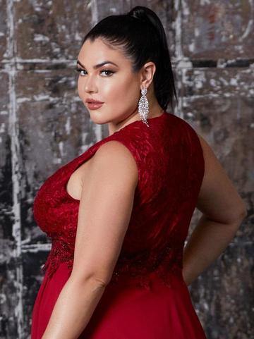 Long Sleeveless Plus Size Prom Dress Deep Red