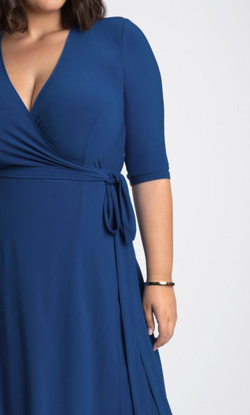 Indigo Rain Print Essential Wrap Short Plus Size Dress for $79.2 – The Dress  Outlet