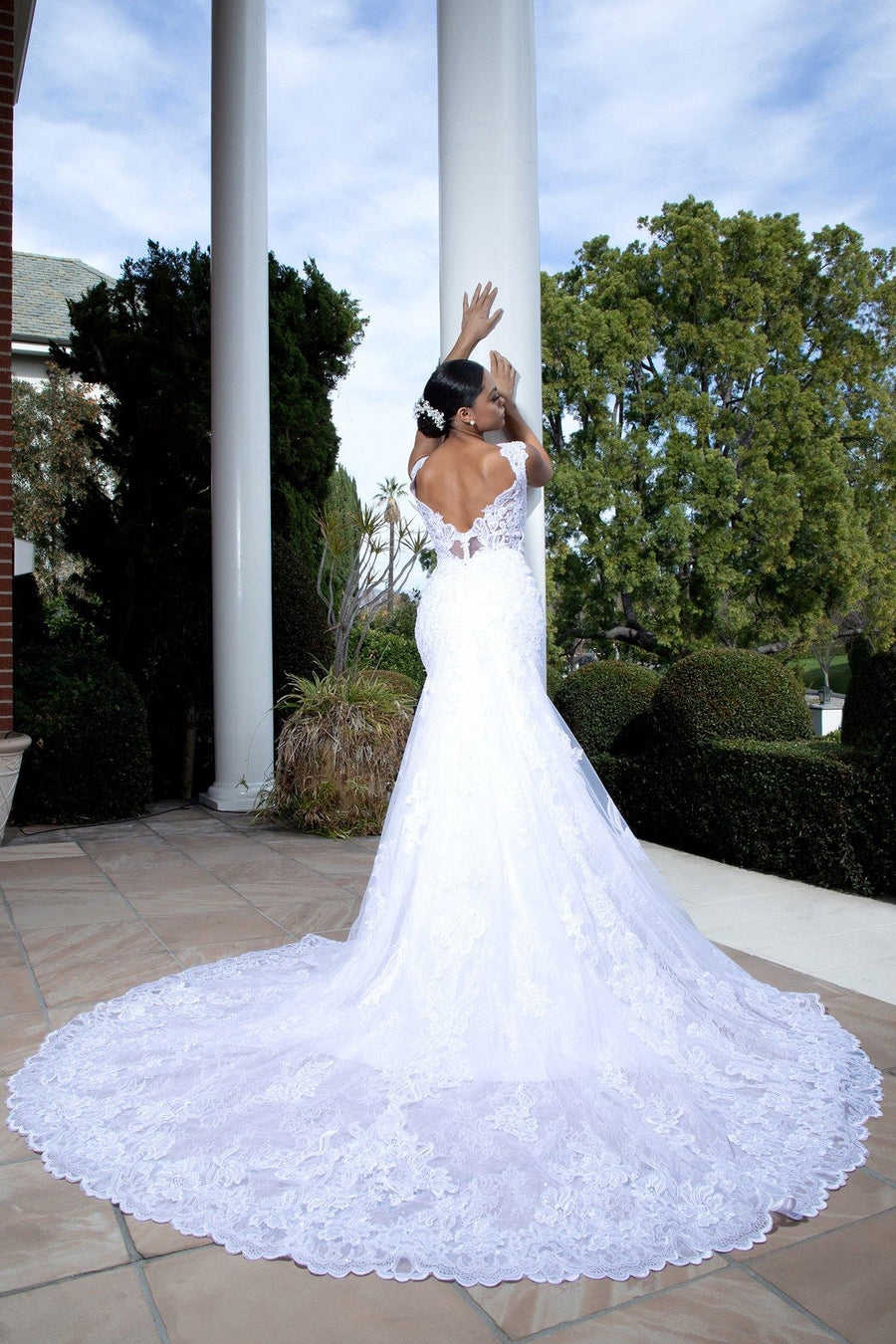 Long Mermaid Tail Lace Wedding Gown - The Dress Outlet