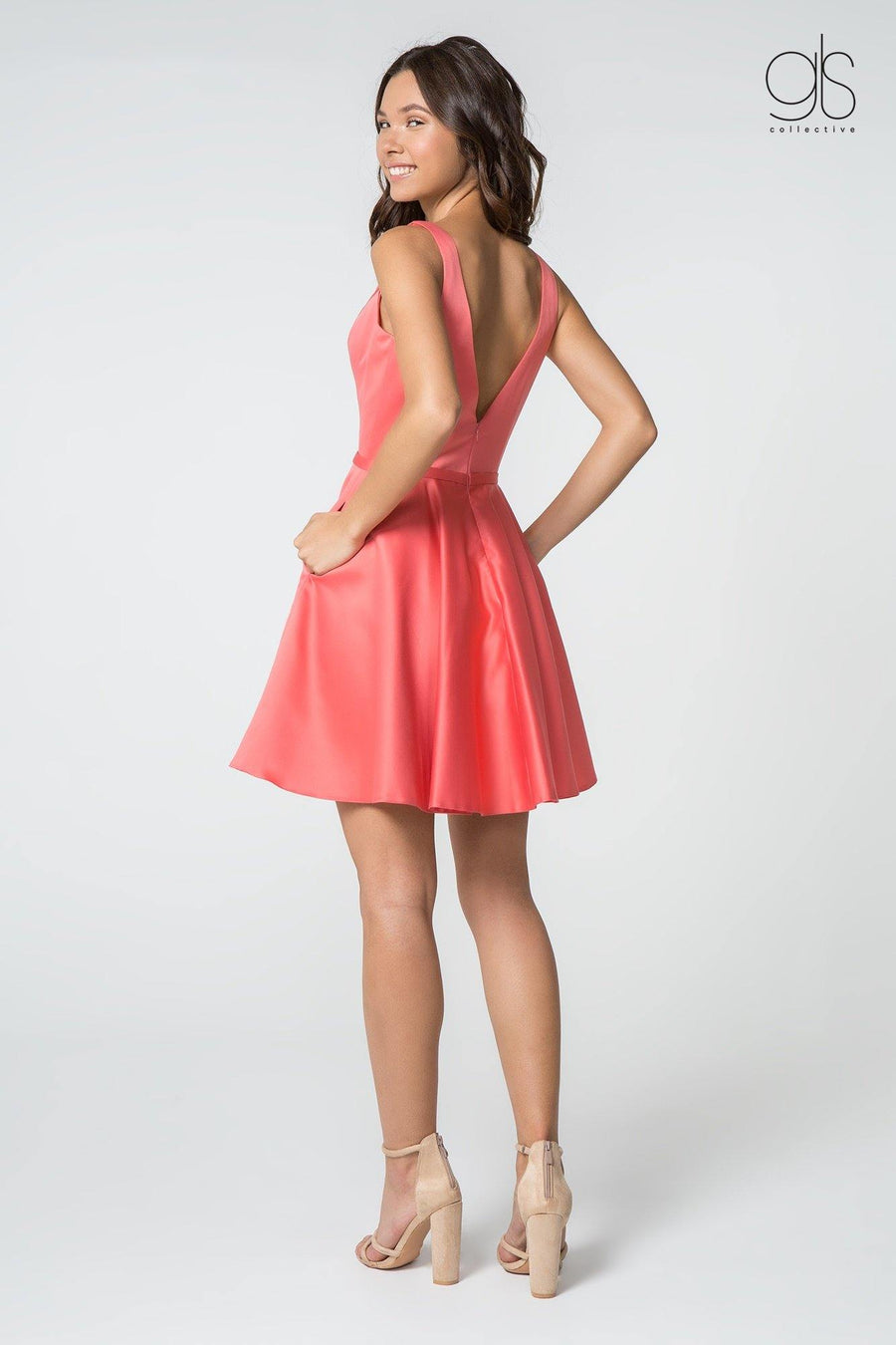 Prom Short Satin V-Neck Cocktail Dress with Pockets - The Dress Outlet Elizabeth K