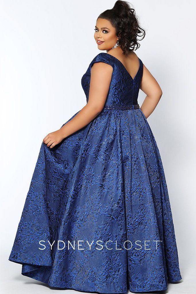 Sydneys Closet Plus Size Long Prom Dress - The Dress Outlet