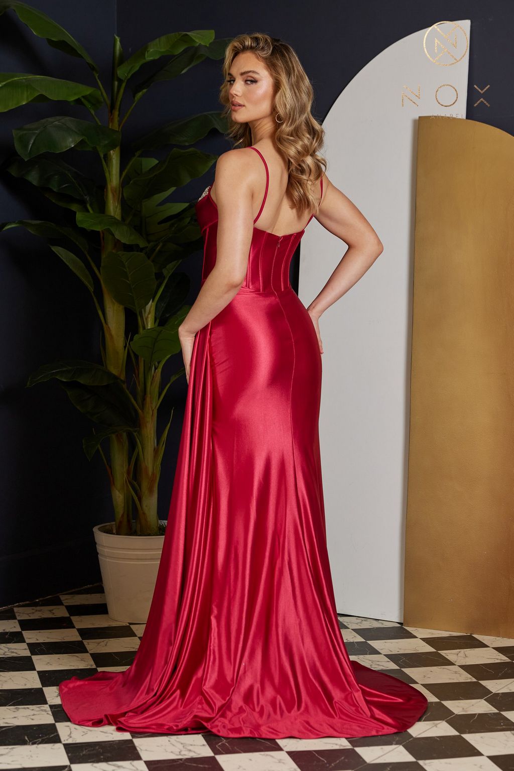 Prom Dresses Long Spaghetti Strap Fitted Satin Prom Dress Red