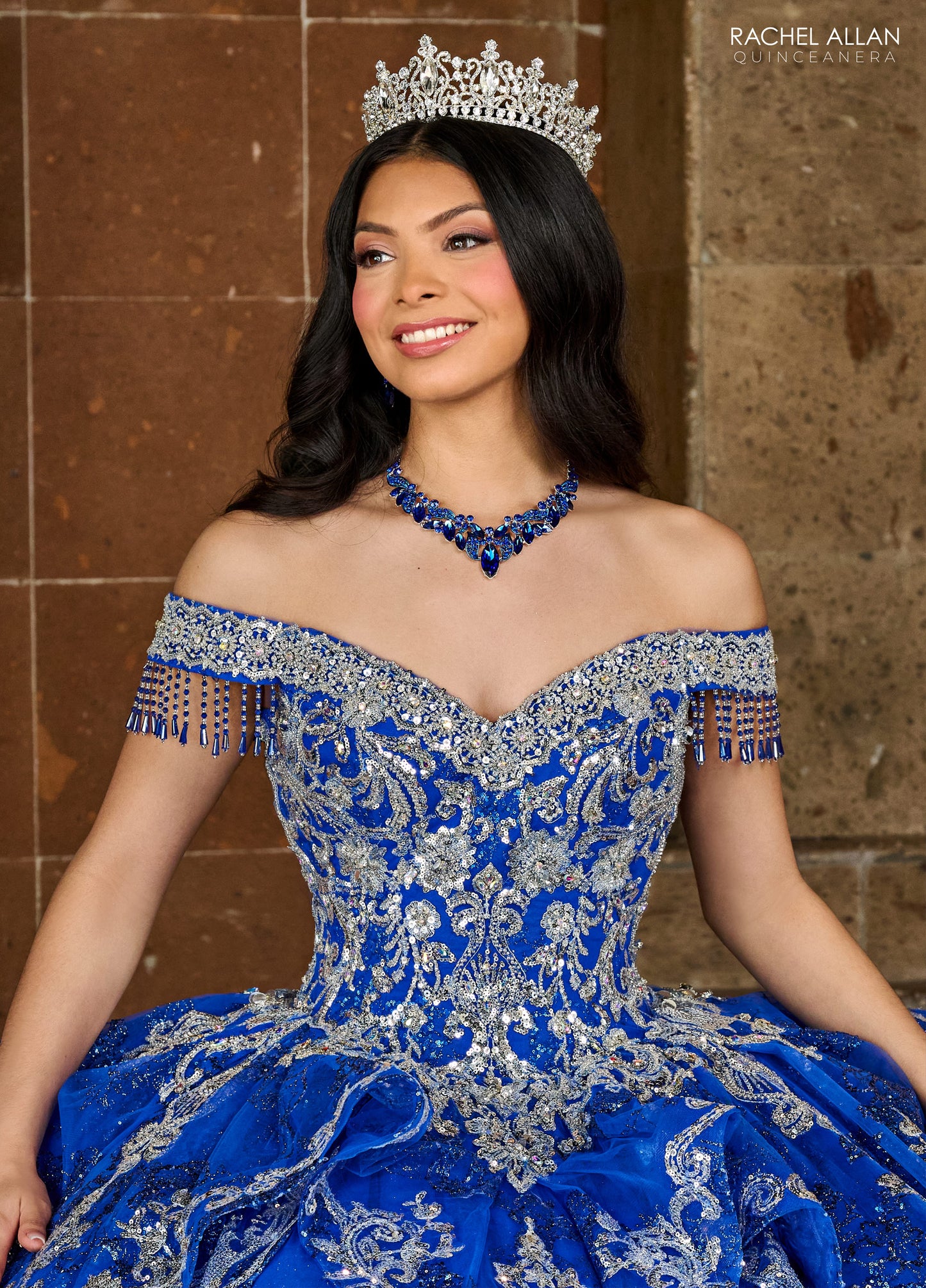 Quinceanera Dresses Long Quinceanera Beaded Detachable Sleeve Ball Gown Royal