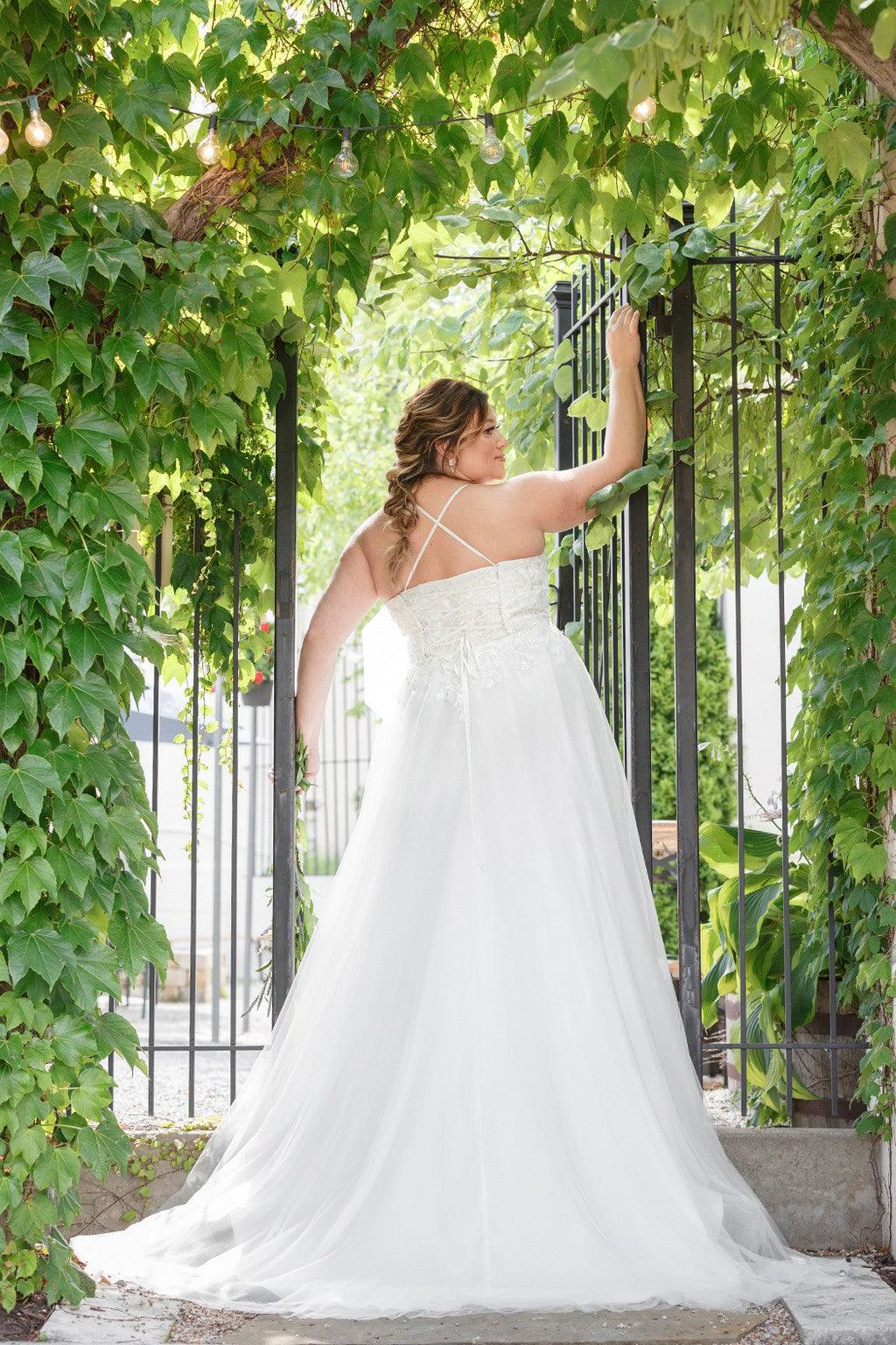 Wedding Dresses Long Bridal Tulle Wedding Dress Ivory