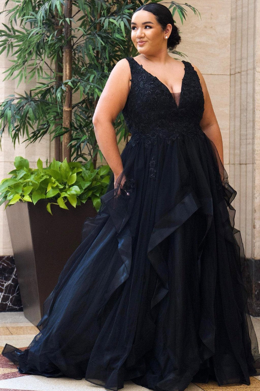 Wedding Dresses Bridal Long Sleeveless Wedding Dress Black