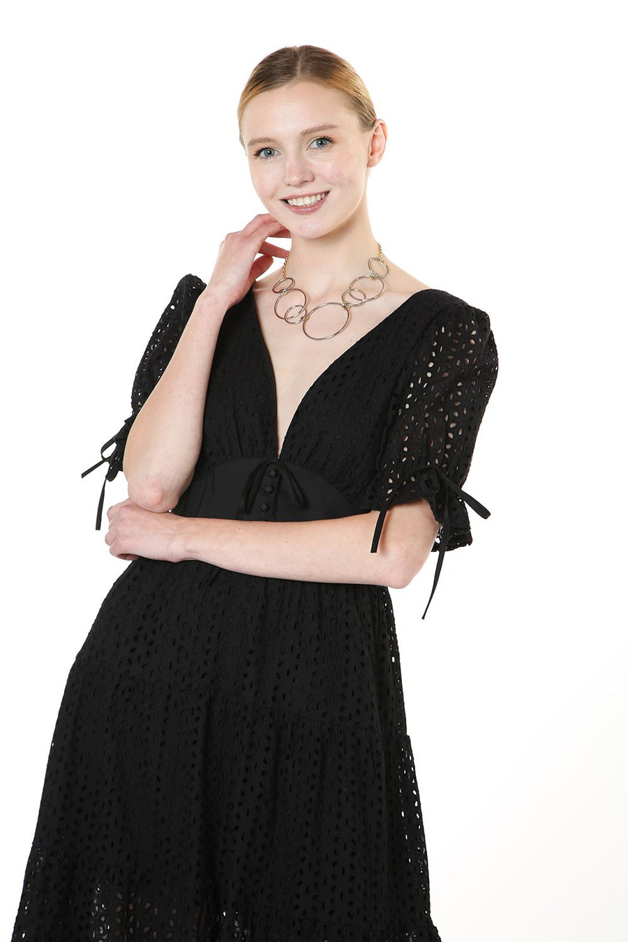 Cocktail Dresses Short Sleeve Patterned Hole Tea Length Dress Black